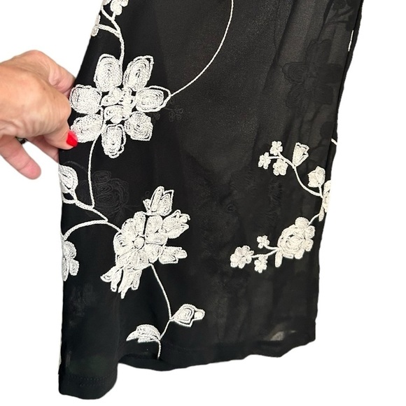 ANGL Sheer Black And White Embroidered Wide Leg Pallazo Pants Size Small - Picture 3 of 12